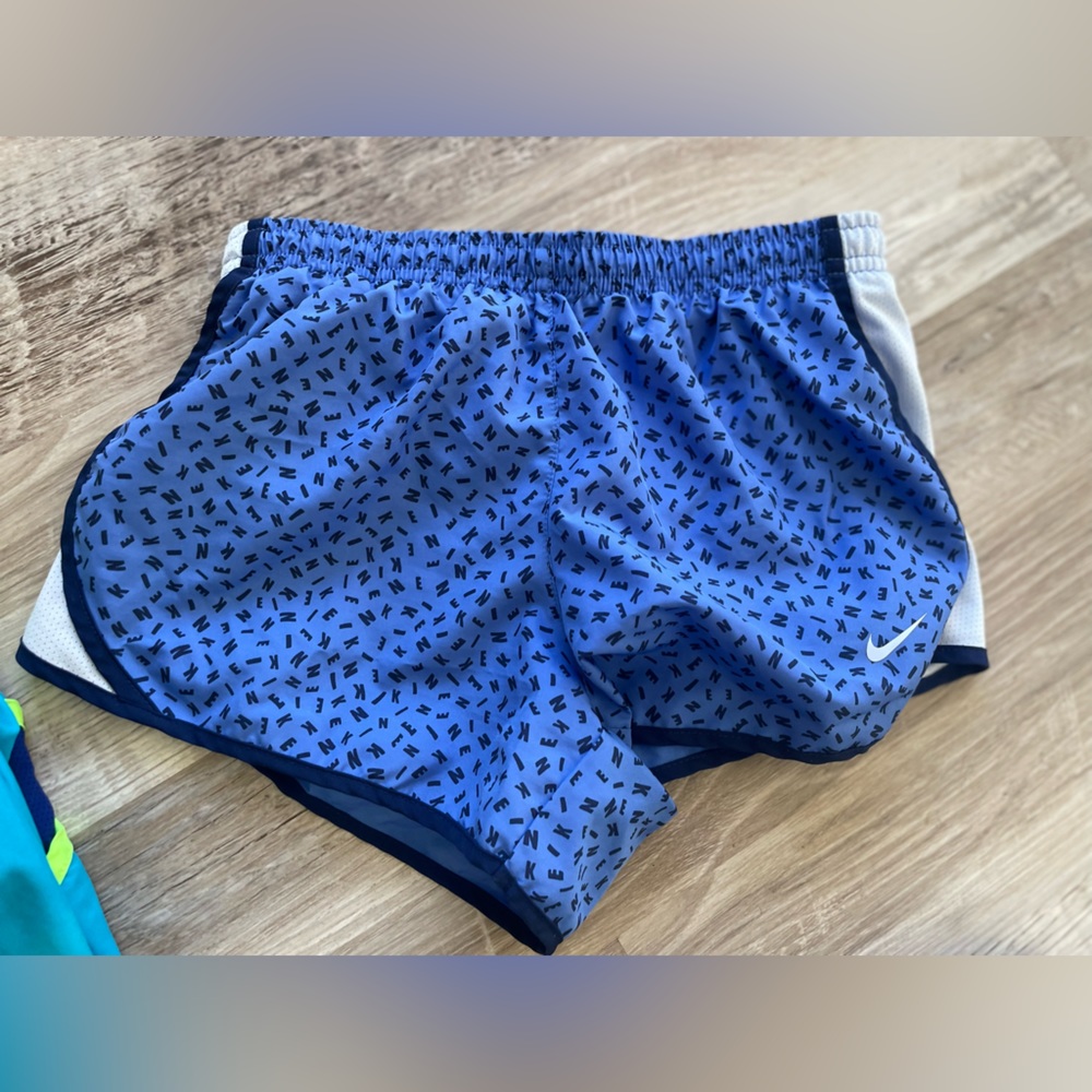 Nike Athletic Shorts 🤍💙